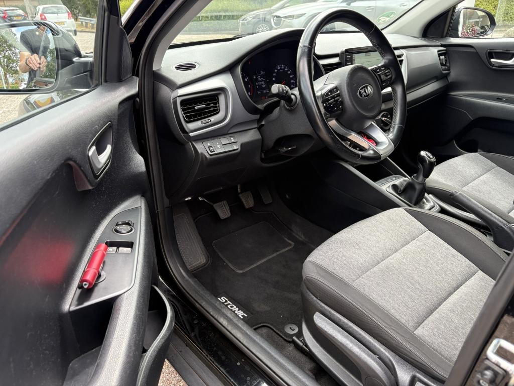 Kia Stonic 1.0 t-gdi dyn.line