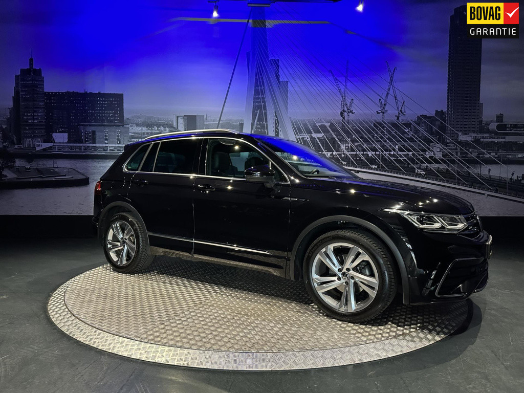 Volkswagen Tiguan 1.5 tsi r-line business+ my 2021 *pano*memory*camera*trek