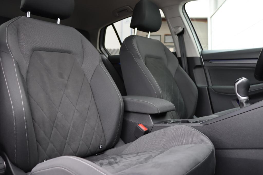 Volkswagen Golf 1.5 tsi style 131pk