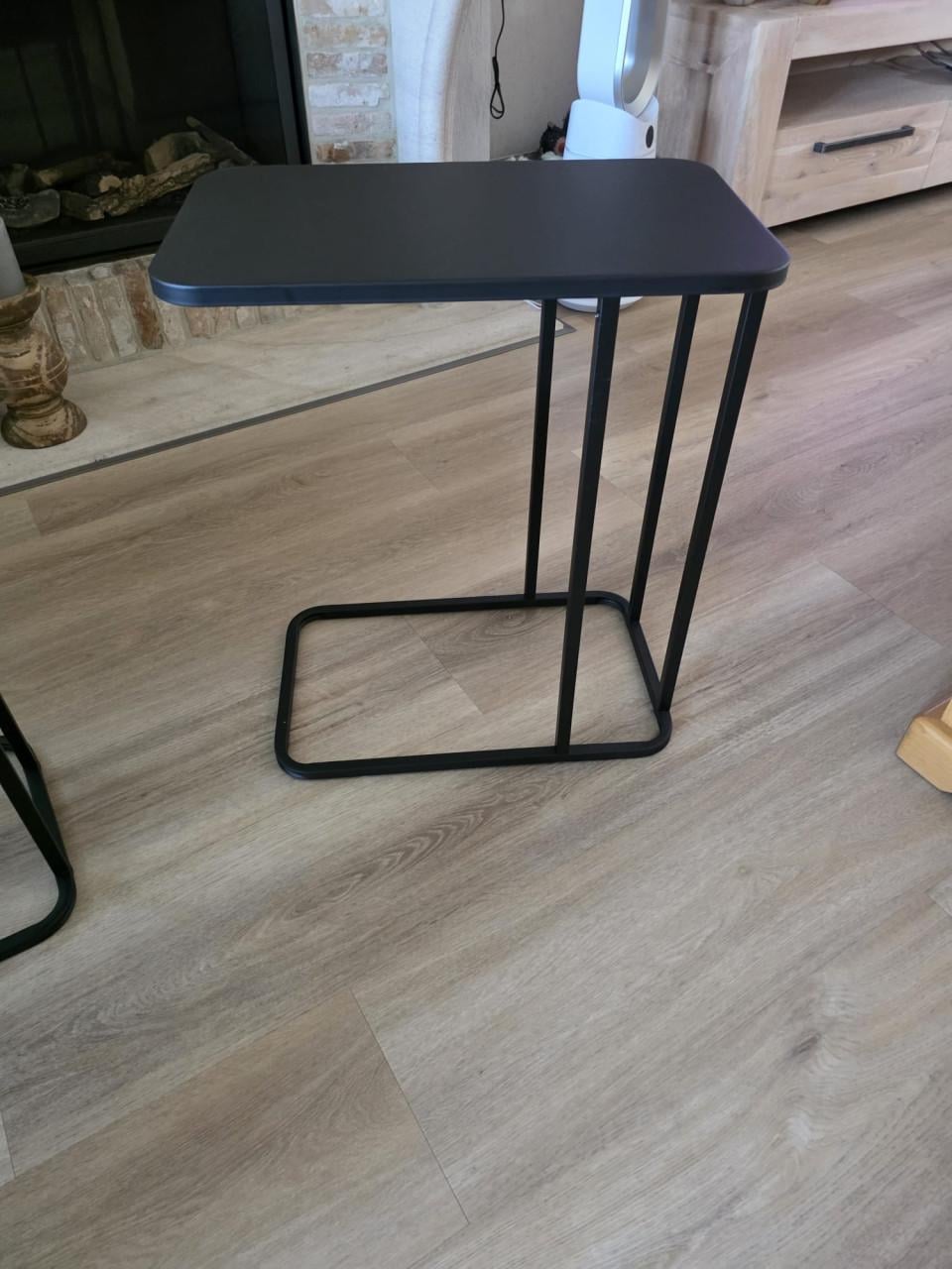 Metalen zwarte bijzettafeltjes