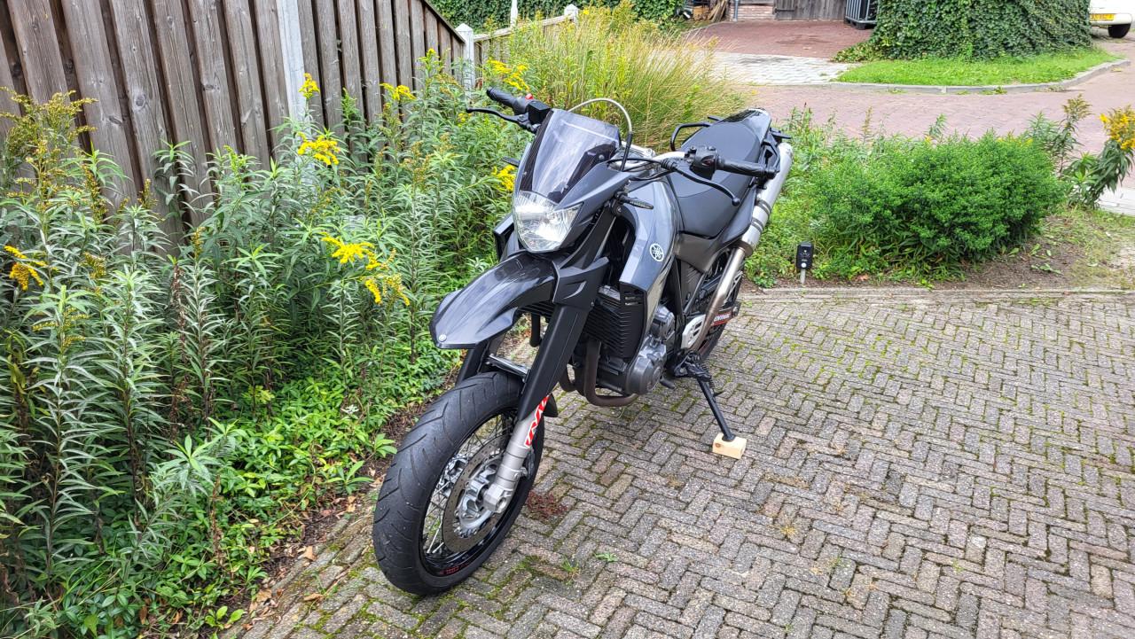 Yamaha XT660X