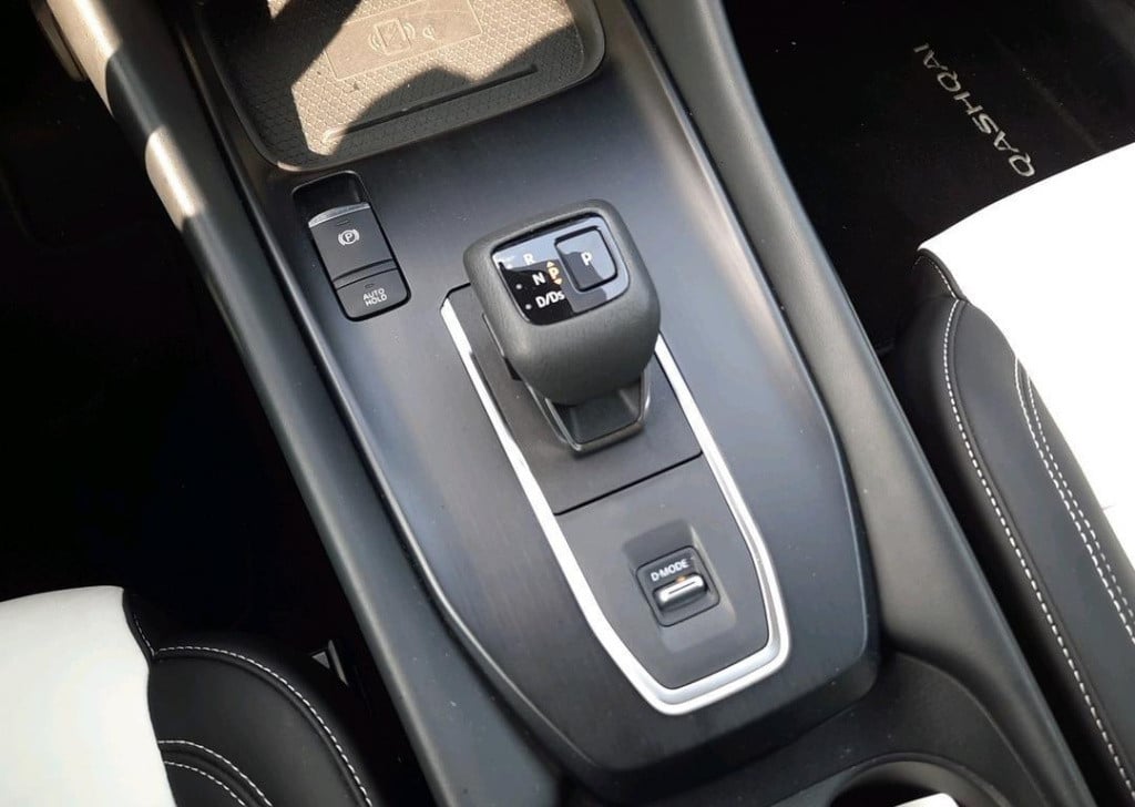 Nissan Qashqai 1.3 mhev xtronic n-connecta