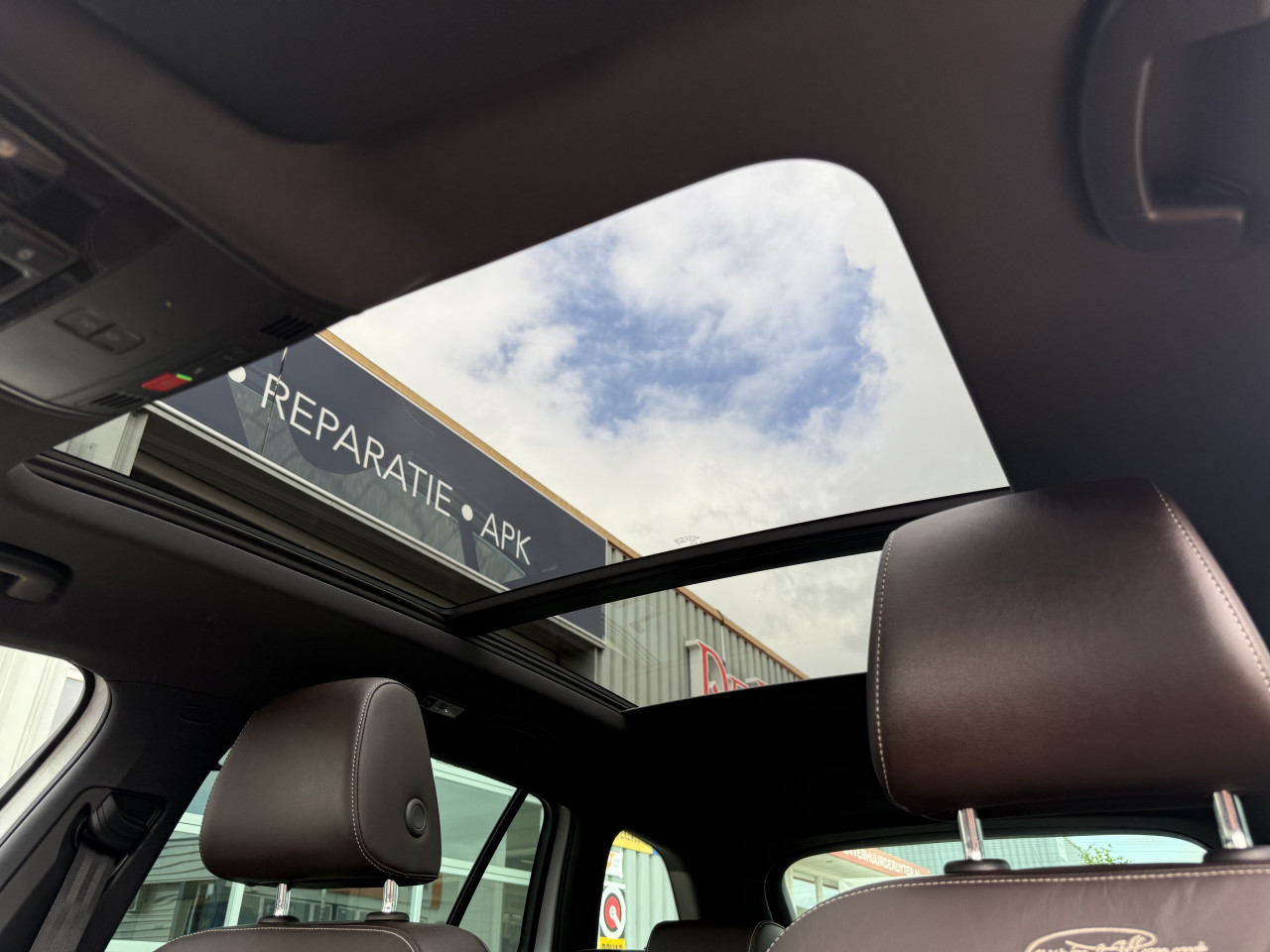Skoda Superb Combi 1.5 TSI L&K Executive | Panorama | Stoelkoeling