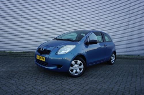 Toyota Yaris 1.0 vvti terra elektr. ramen / trekhaak / nap