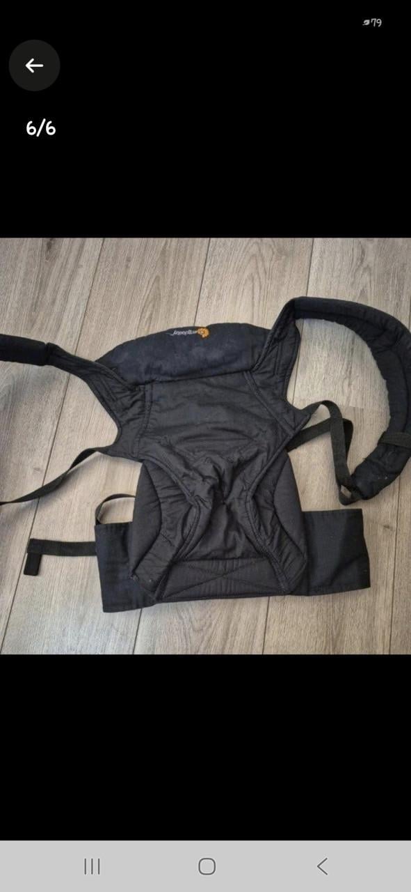 Ergobaby Draagzak zwart 4 posities+ verkleinkussen