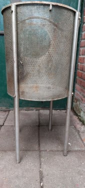 Roest Vrij Stalen vuurkorf Ø 37 cm. H=36>76 cm.