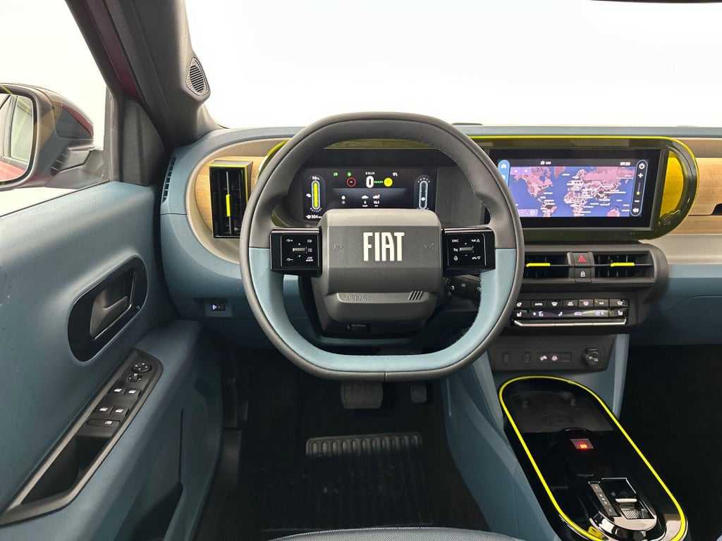 Fiat Panda grande la prima 11 kw 44 kwh | stoelverwarming | stuurverwarming