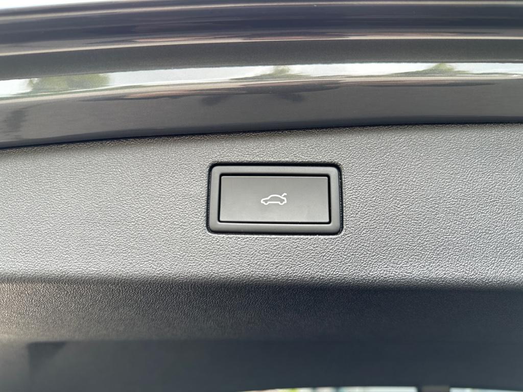 Volkswagen Tiguan 1.5 ehybrid r-line | black line | 360 camera | 20 inch | 