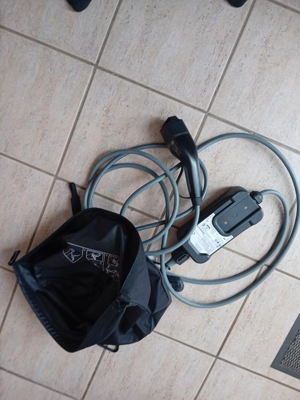 Thuis laad kabel