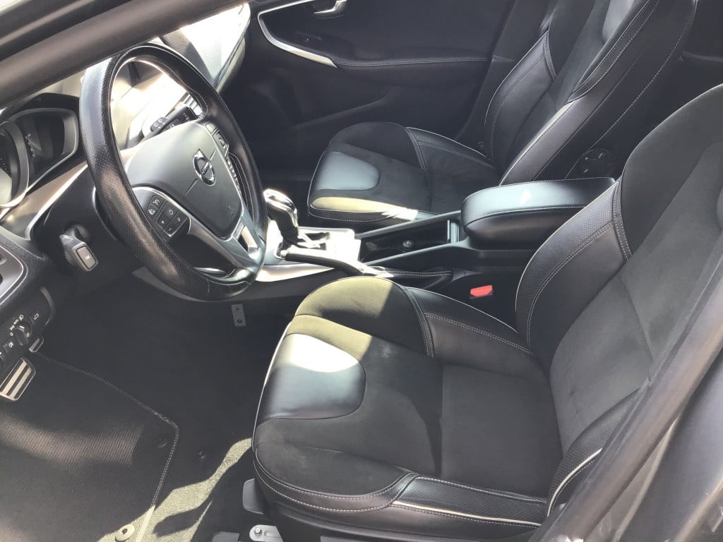 Volvo V40 2.0 t4 business sport stand kachel a.camera