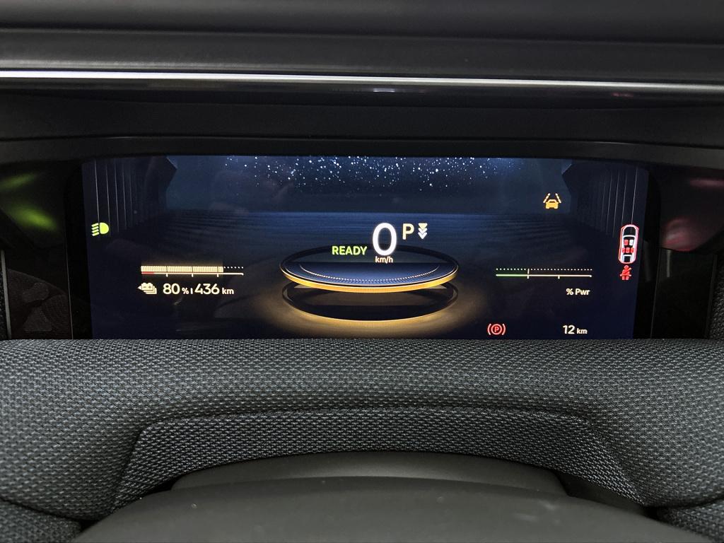 Citroen C5 Aircross plus comfort range 74 kwh | panoramadak | 19" lichtmeta