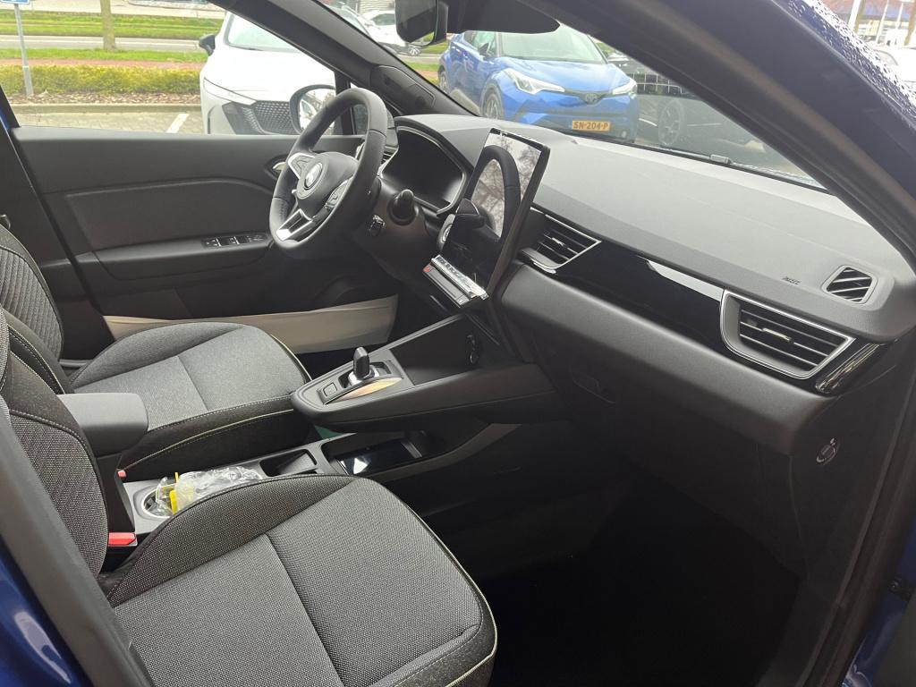 Mitsubishi Grandis 1.8 hev intense+