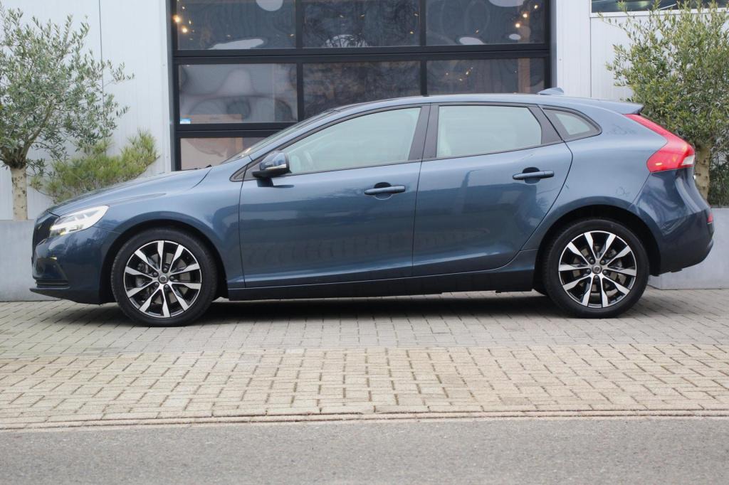 Volvo V40 1.5 t2 signature edition - leder - automaat - panoramadak - camer