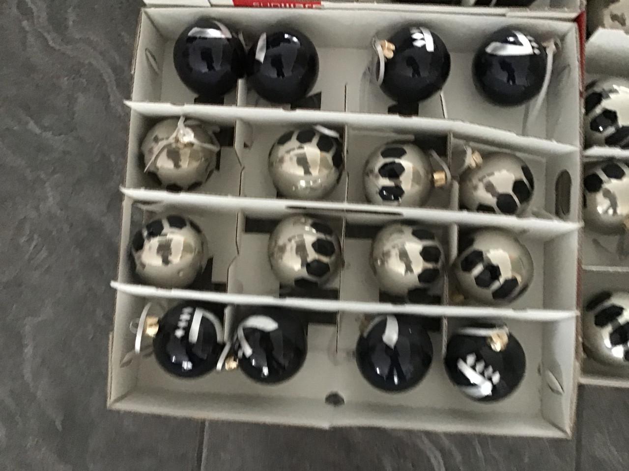 Kerstballen, donkerblauw/grijs/zilver, mondgeblazen en handbeschilderd