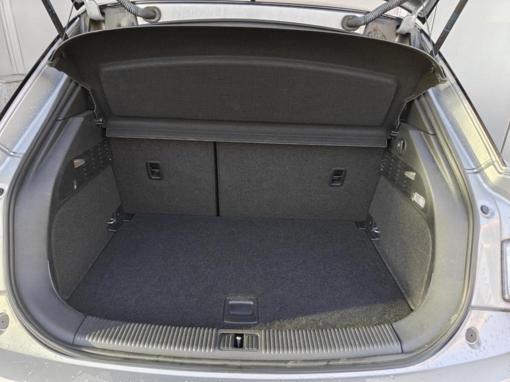 Audi A1 Sportback 1.0 tfsi sport s line edition