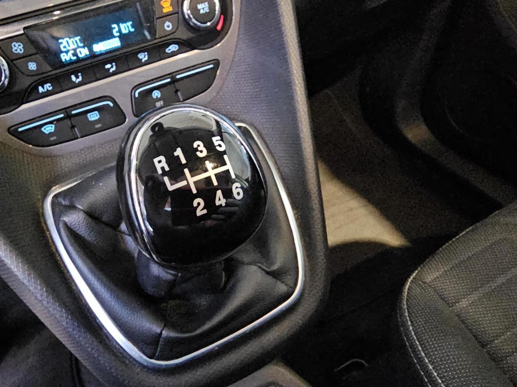 Ford Tourneo Connect compact 1.0 titanium