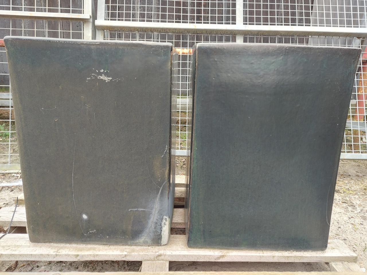 2 antraciet bloembakken