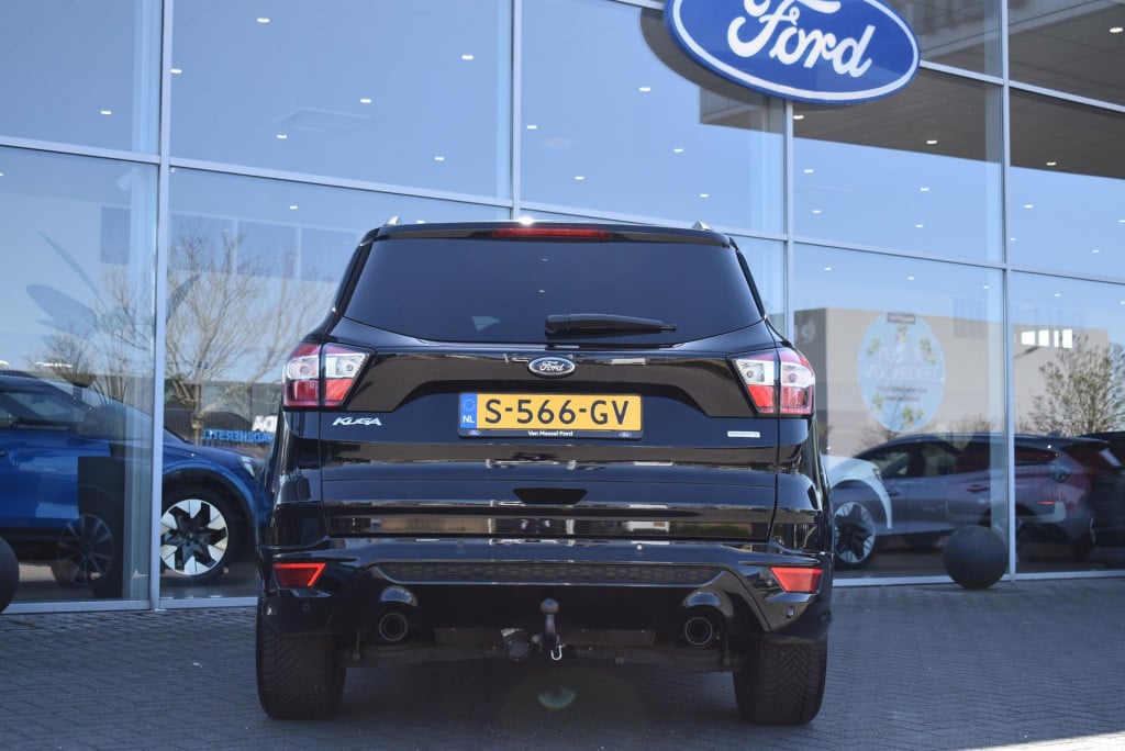 Ford Kuga 1.5 ecoboost st-line | awd | climate control | cruise control | p