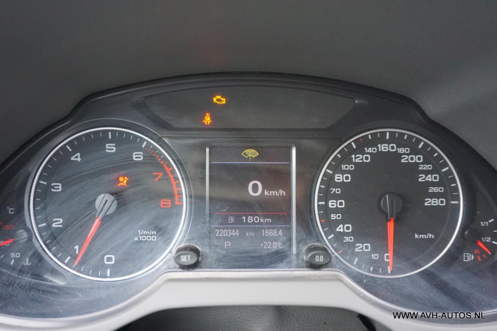 Audi Q5 2.0 tfsi quattro, rest bpm 1073 euro