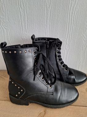 Laarzen maat 39