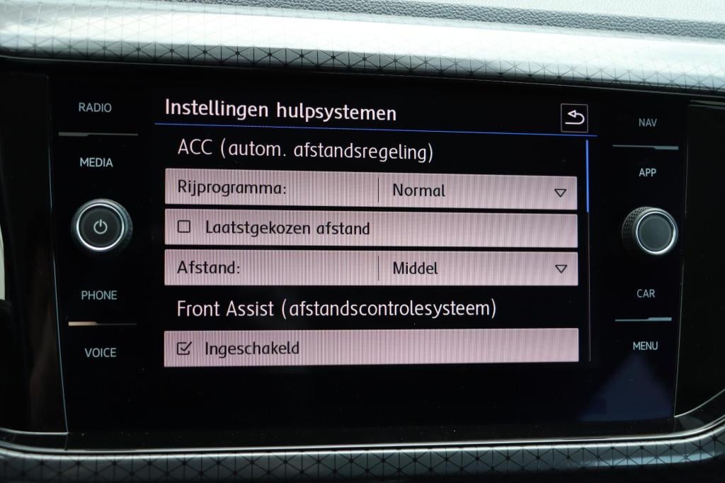 Volkswagen T-cross 1.0 tsi style 116pk | stoelverwarming | navi