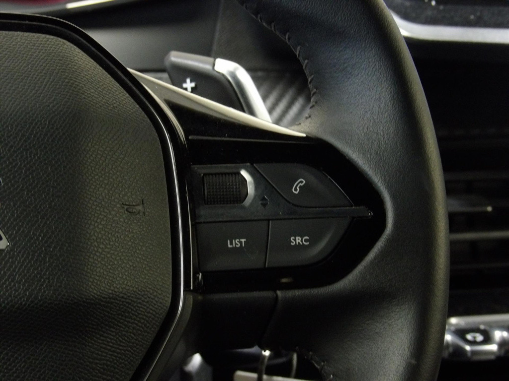 Peugeot 2008 1.2 puretech 130pk allure