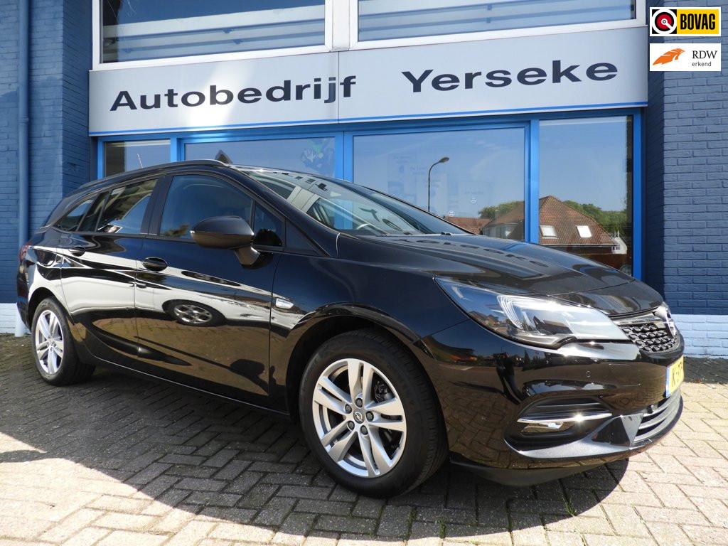 Opel Astra sports tourer 1.2 edition