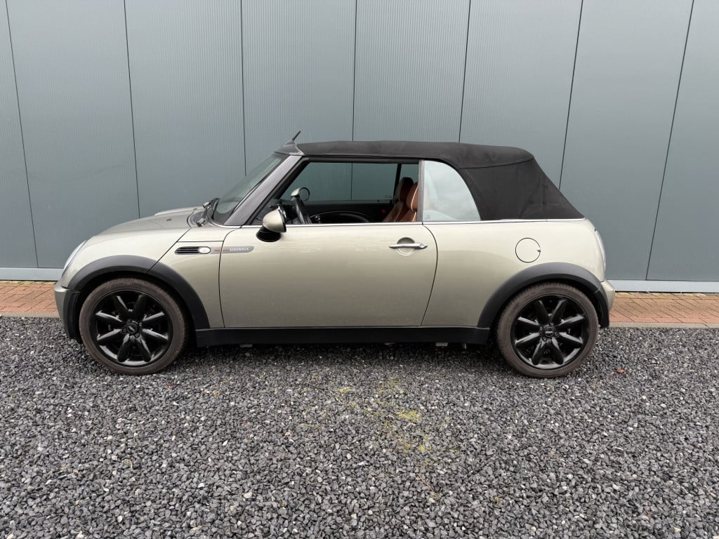 Mini Cooper Cabrio mini 1.6 115pk chili sidewalk