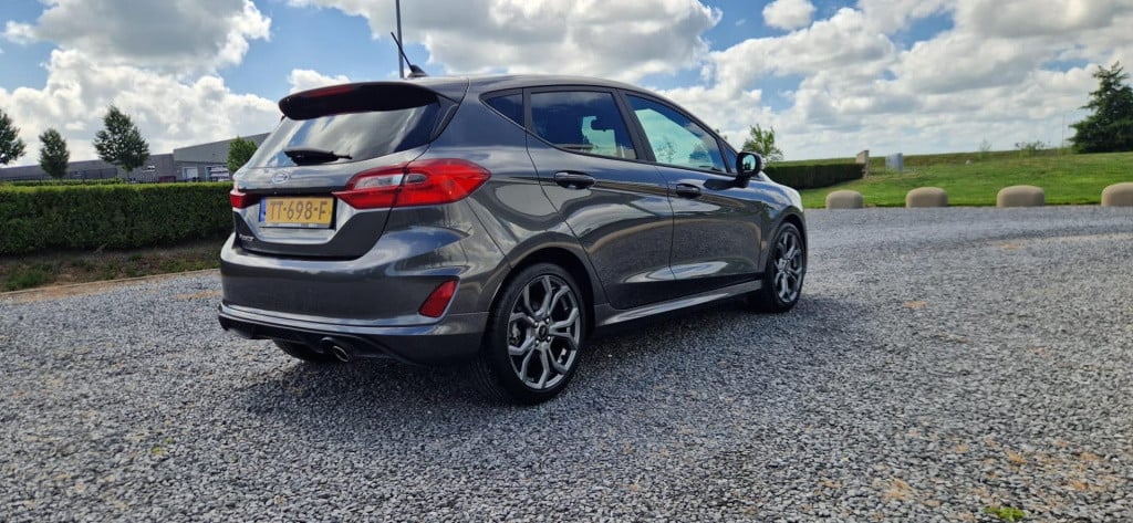 Ford Fiesta 1.0 ecoboost st-line | navi | carplay | cruise control | parkee