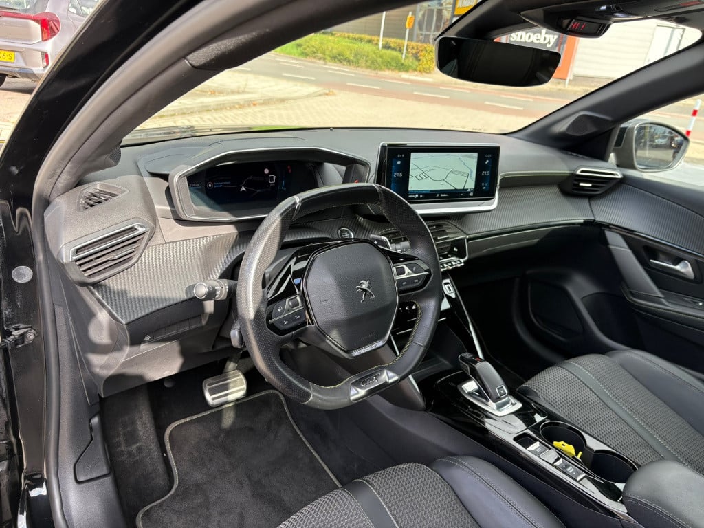 Peugeot 208 1.2 puretech gt