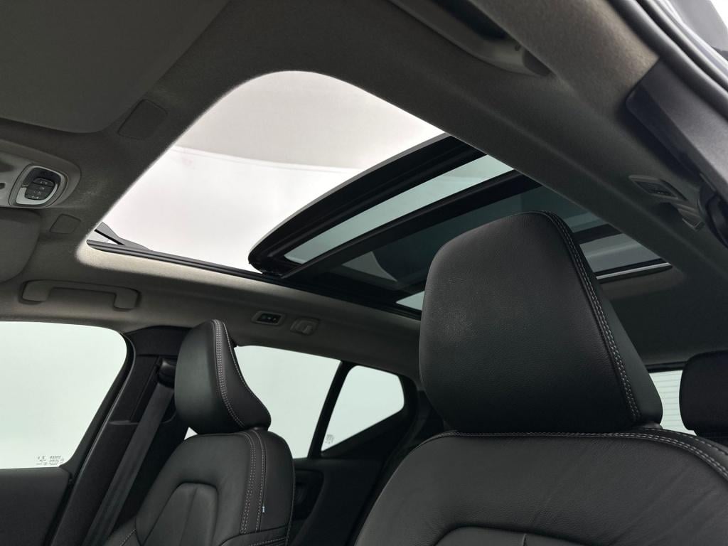 Volvo XC40 t5 262pk recharge inscription| pano| adap.cruise| 360camera lede