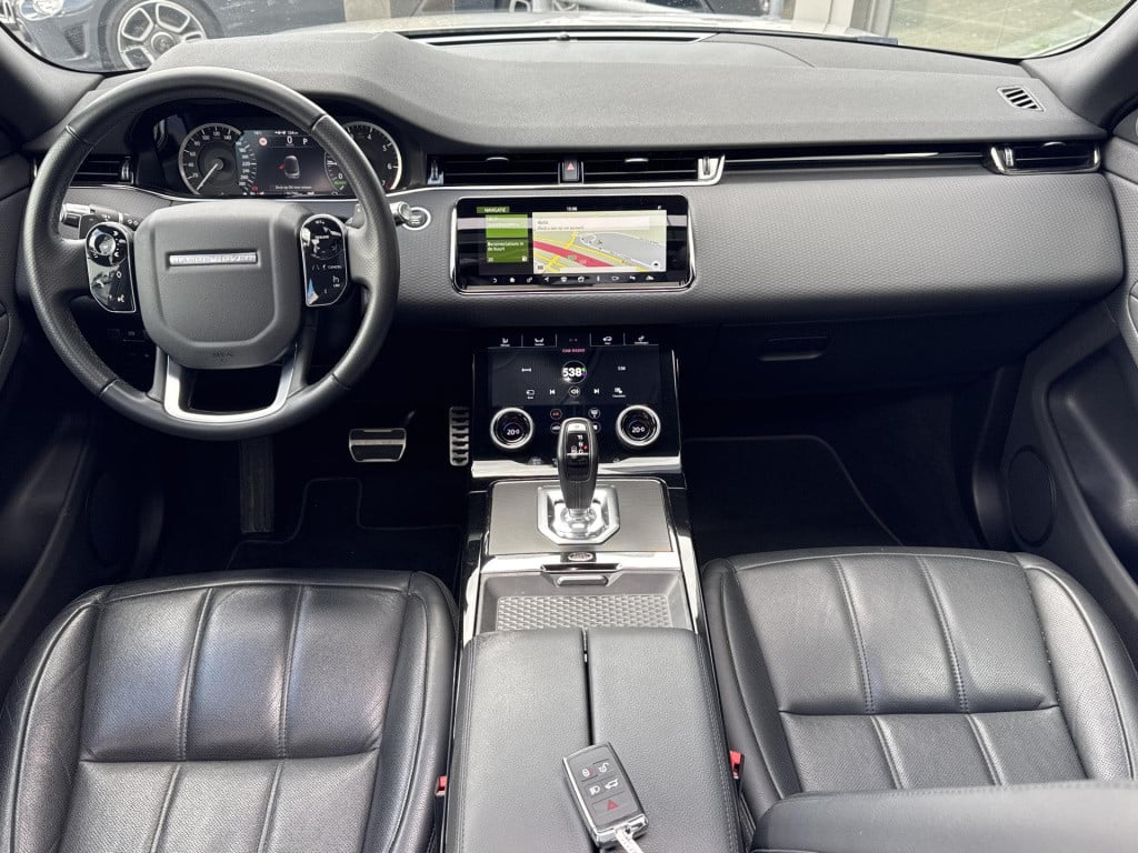 Land Rover Range Rover p300e awd auto r-dynamic s