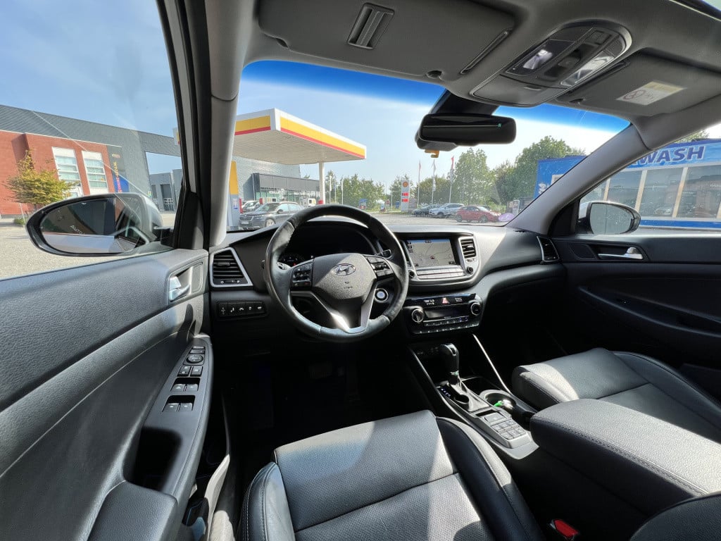 Hyundai Tucson 1.6 t-gdi premium 4wd | camera | trekhaak | nav | panorama d
