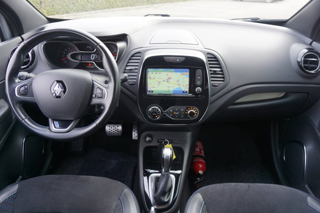 Renault Captur 1.3 tce version s automaat - airco / navi / cruise / camera 