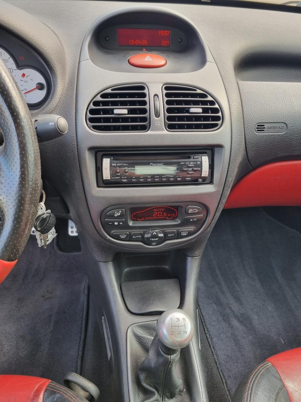 Peugeot 206 CC 2.0-16V