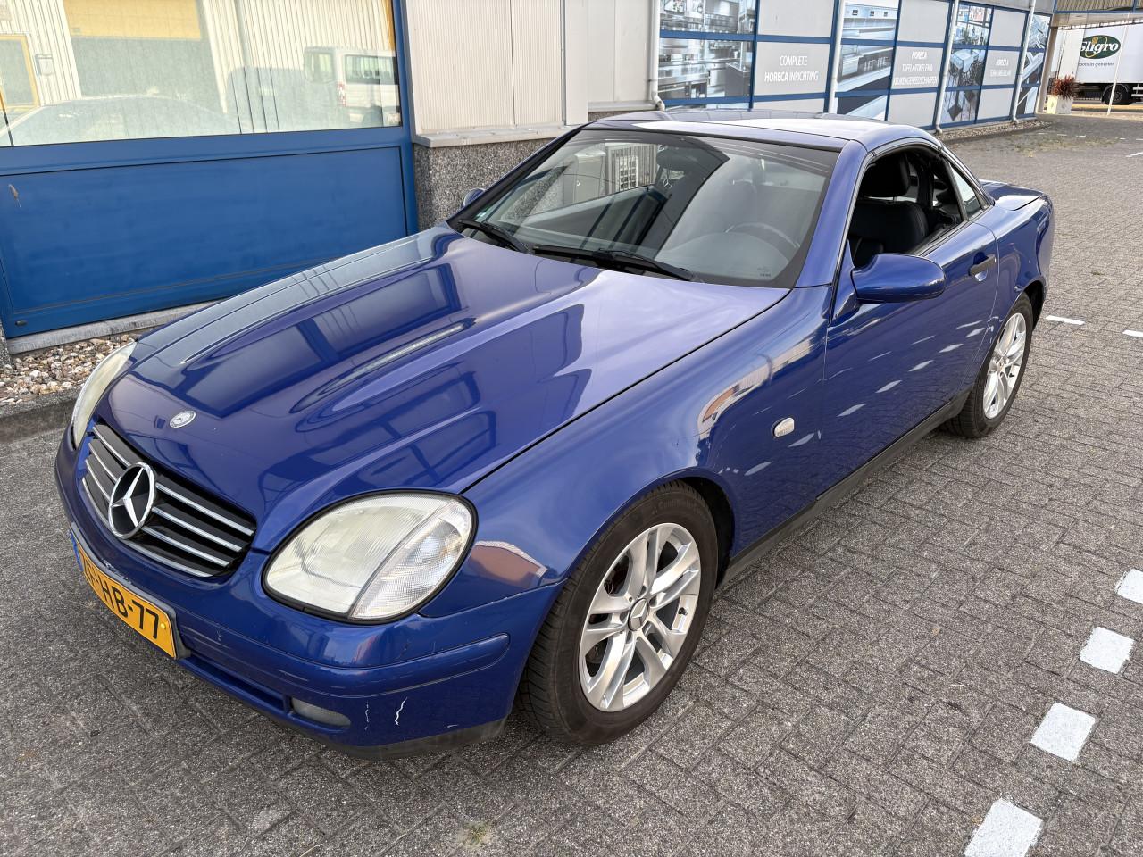 Mercedes Benz 200 SLK apk 8-2027
