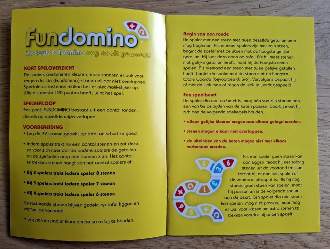 Vier spelletjes, resp. voor vanaf  6, 7, 9 jaar; 2 of meer spelers