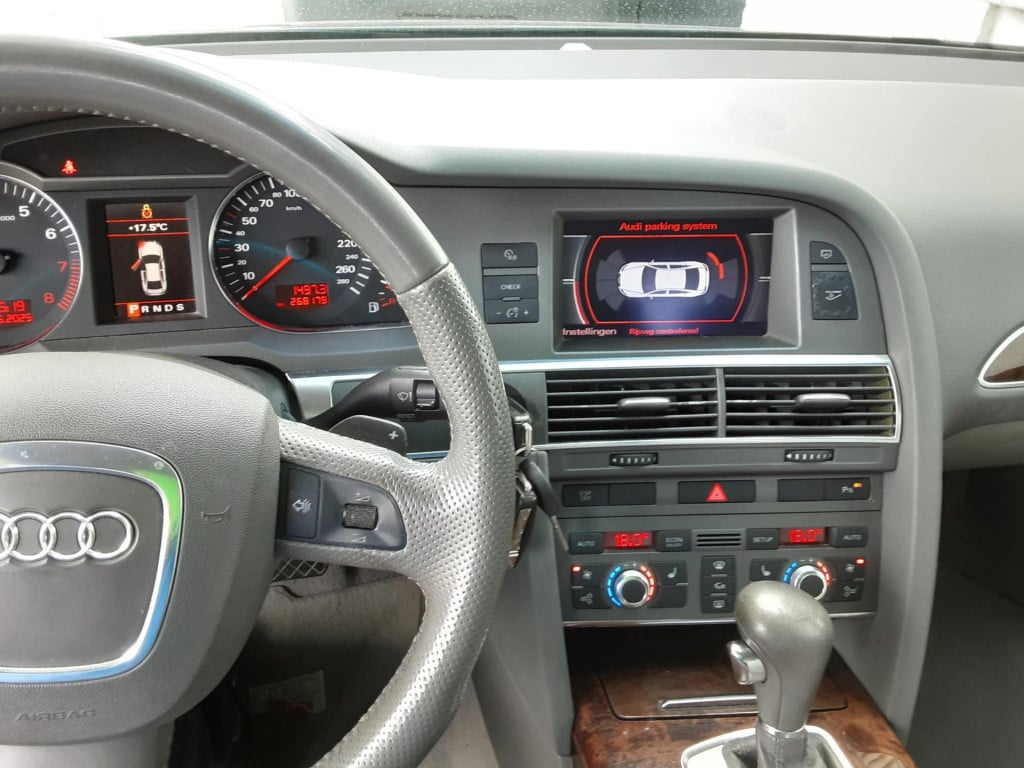 Audi A6 limousine 3.2 fsi quattro edition