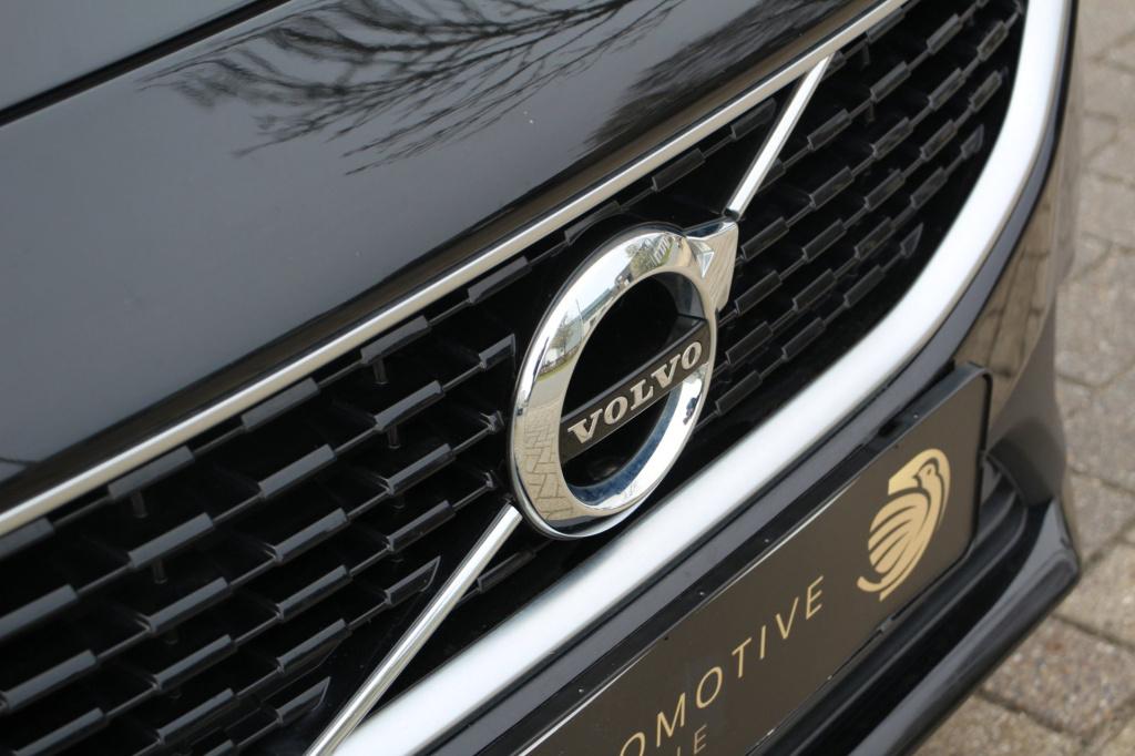 Volvo V40 1.5 t2 r-design automaat - leder/alcantara - led - navi - pdc + c
