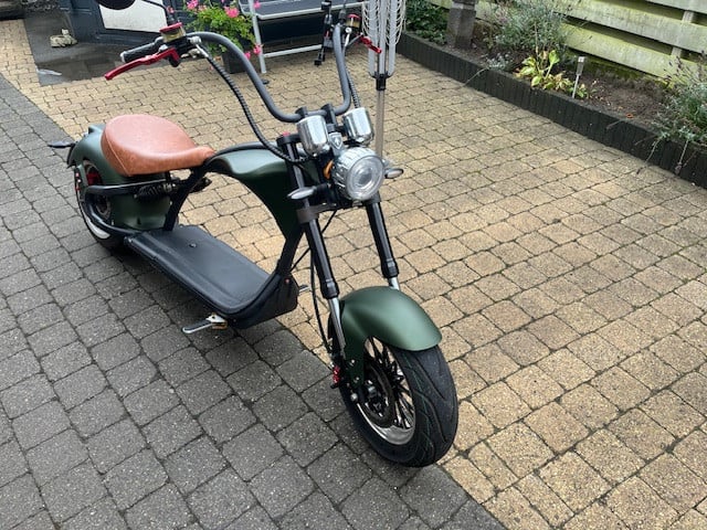 Te koop: Echopper merk Mangosteen, kleur matgroen