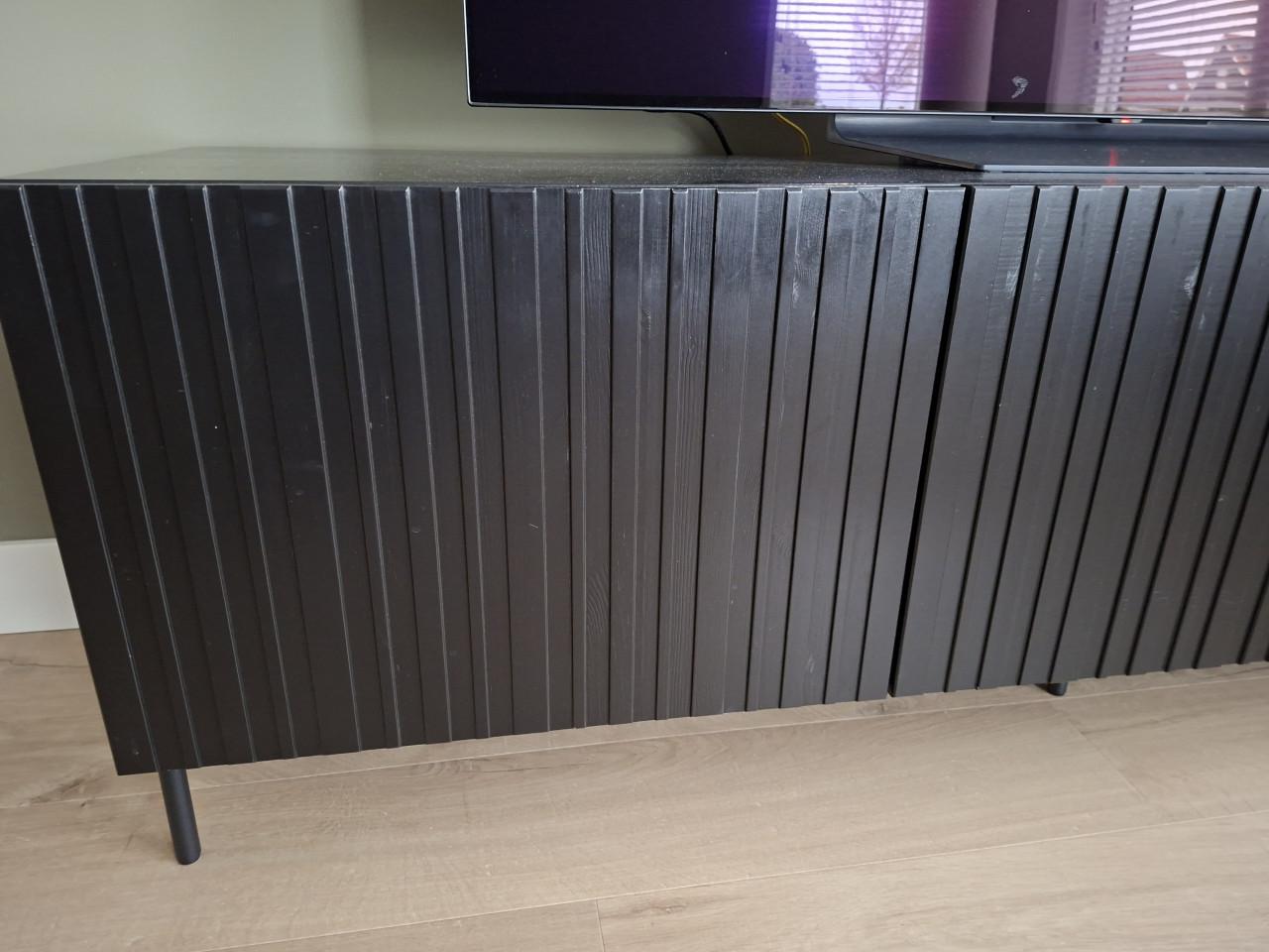 Woood Grand Gravure tv meubel grenen zwart