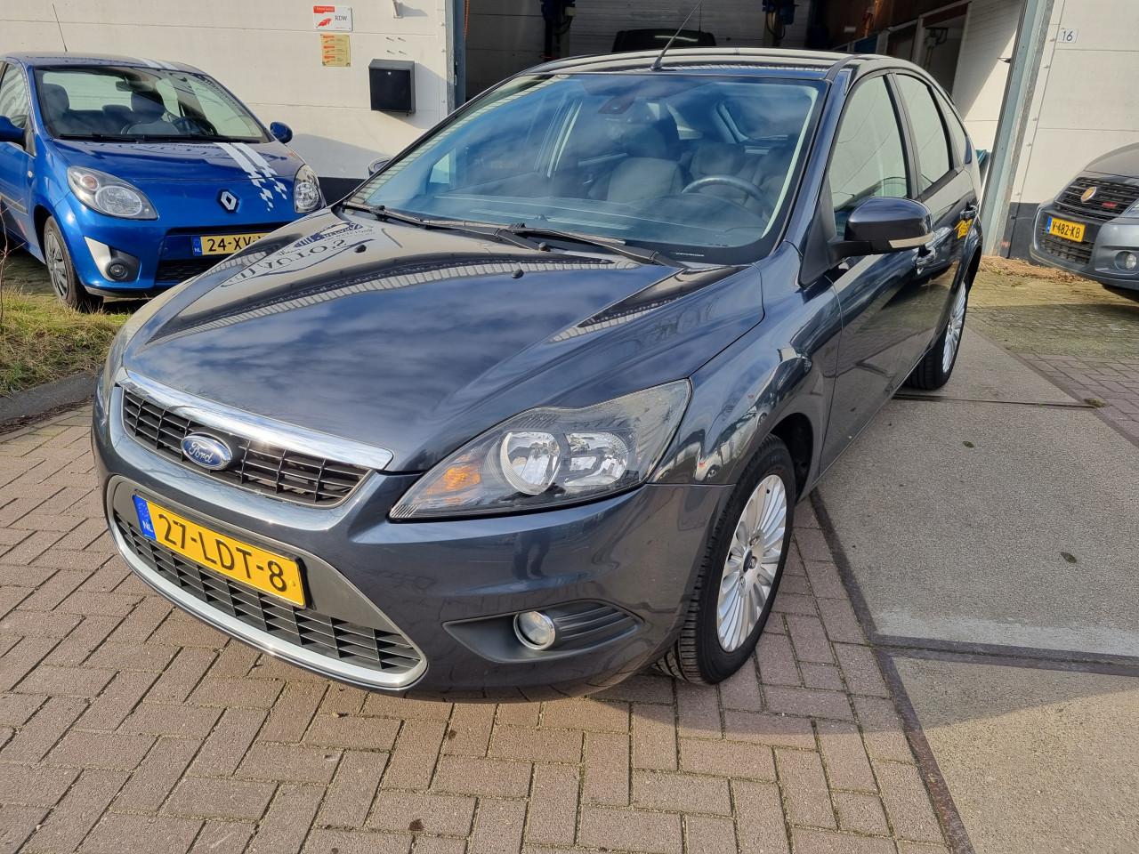 Ford Focus 1.6 Titanium | Automaat | Luxe uitvoering!
