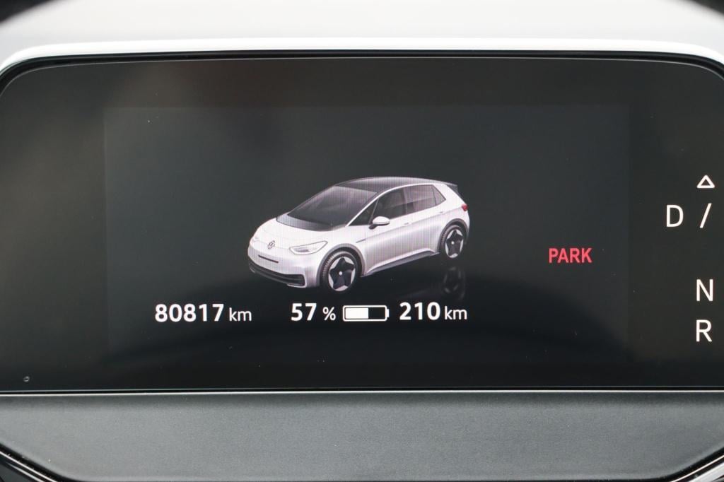 Volkswagen Id.3 pro 58 kwh | soh 94,9% |