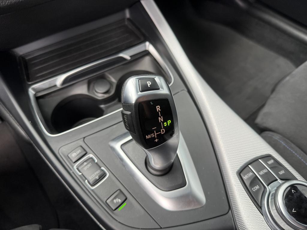 BMW 1 Serie 118i high executive m-sportpakket 5-drs