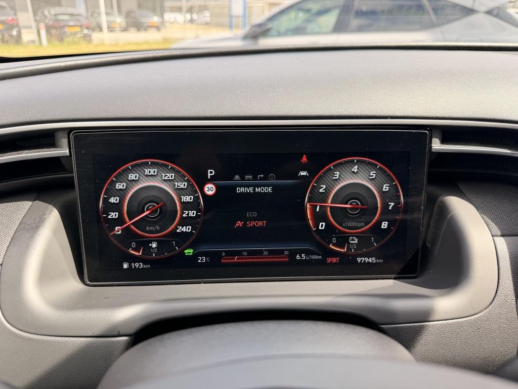Hyundai Tucson 1.6 t-gdi hev premium | full options | navi | elek.koffer | 