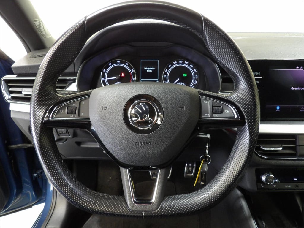 Skoda Kamiq 1.0 tsi greentech 110pk dsg-7 sport business