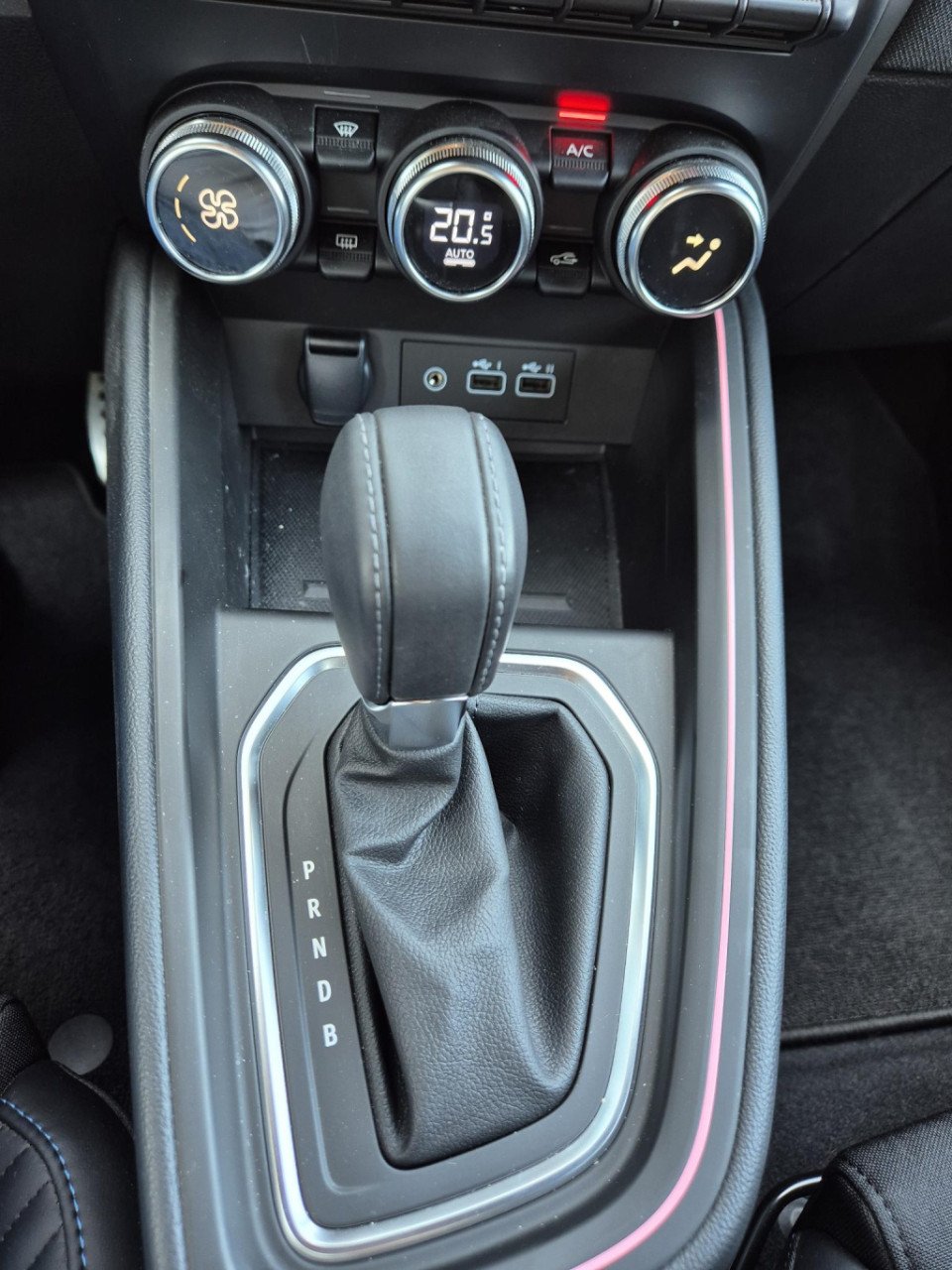 Renault Clio 1.6 e-tech full hybrid 145 esprit alpine