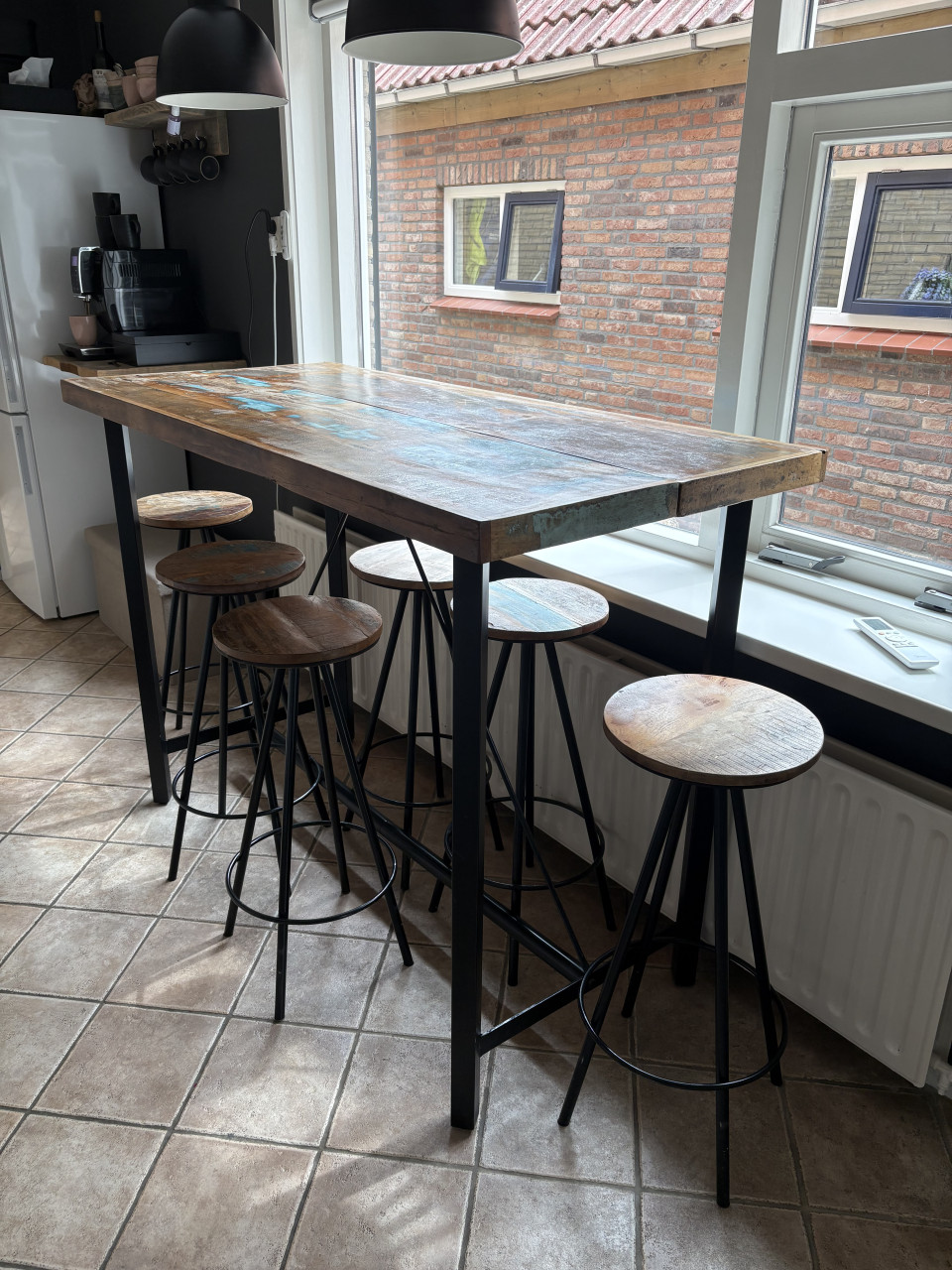 Hoge eettafel met 6 krukjes industrieel