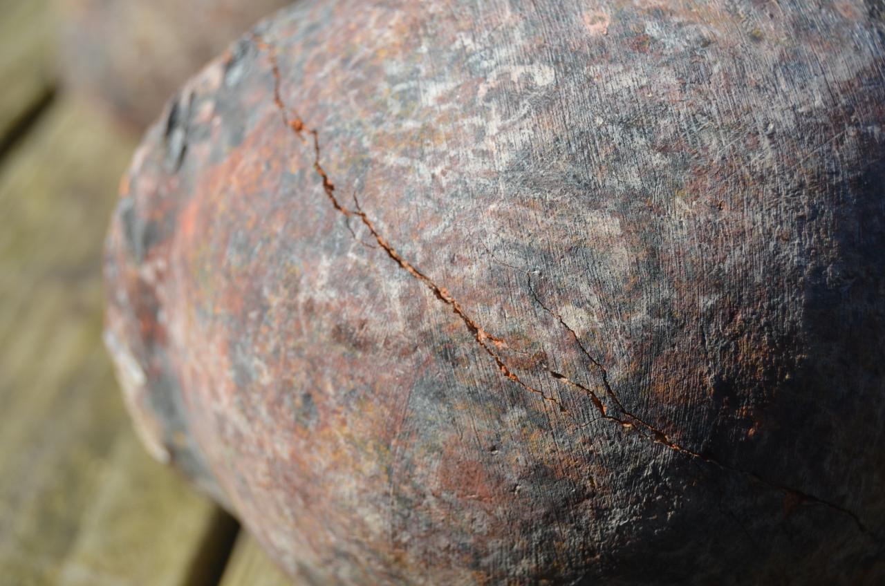 Aardew. terracotta beeldengroep v.e. gezinnetje