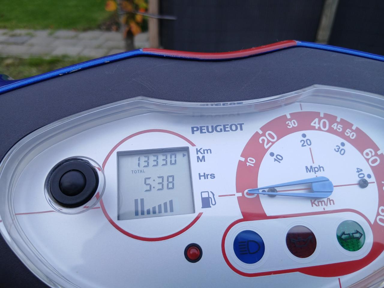 Te koop peugeot vivacity in goede staat